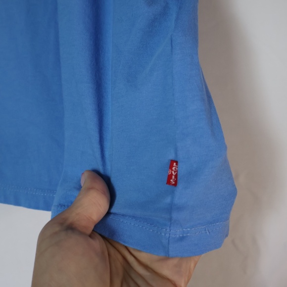 Levi's T - Picture 3 of 5